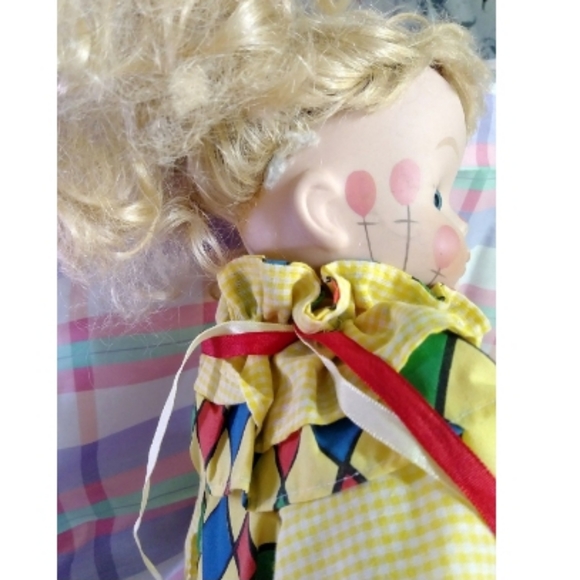 Vintage Circus Ceramic Doll Home Accent - Picture 4 of 7